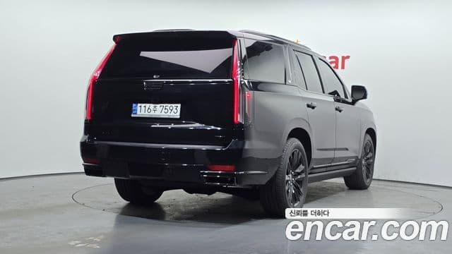 Cadillac Escalade 5세대 Sport Platinum, 2022 2