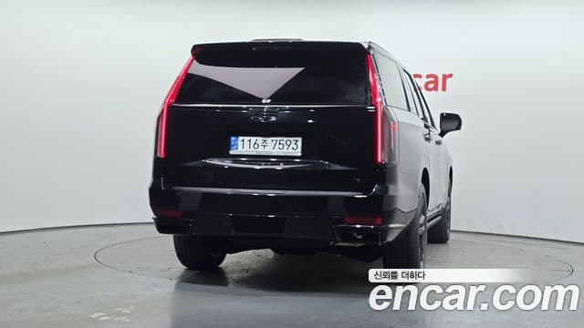 Cadillac Escalade 5세대 Sport Platinum, 2022 4