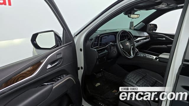 Cadillac Escalade 5세대 Sport Platinum, 2022 10
