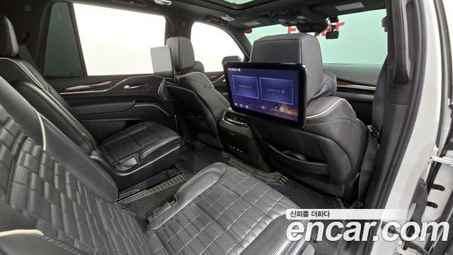 Cadillac Escalade 5세대 Sport Platinum, 2022 12