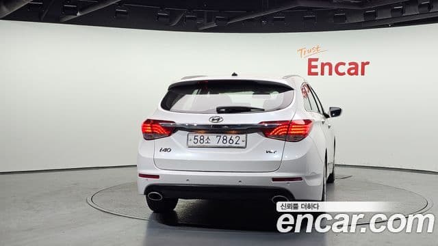 Hyundai i40 Modern, 2012 4