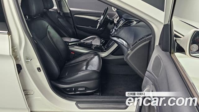 Hyundai i40 Modern, 2012 10