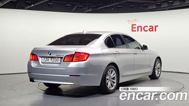 BMW 5시리즈 (F10), 2011 2