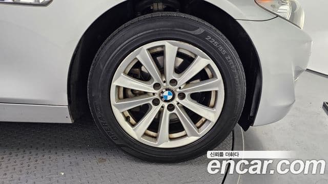 BMW 5시리즈 (F10), 2011 все фото