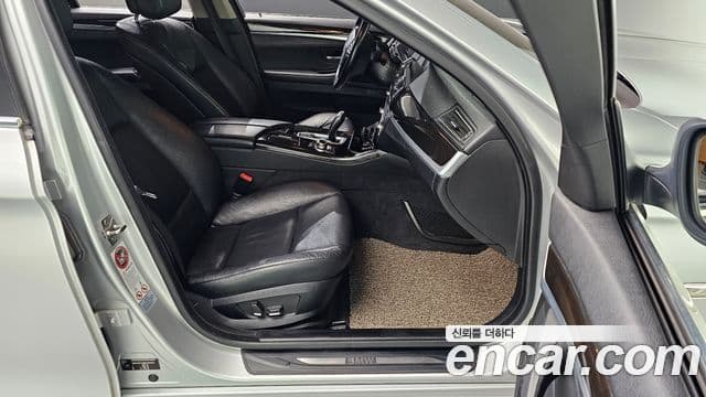 BMW 5시리즈 (F10), 2011 10