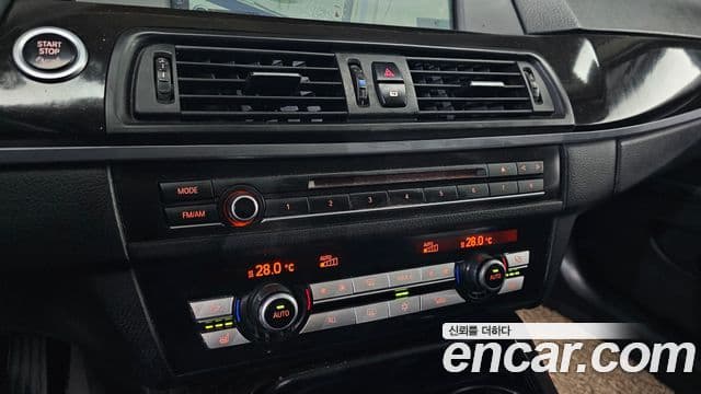 BMW 5시리즈 (F10), 2011 18