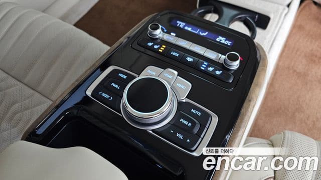 Genesis G90 лимузин Prestige, 2021 19