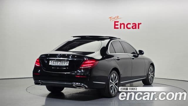 Mercedes-Benz E-класс W213 Exclusive, 2019 2