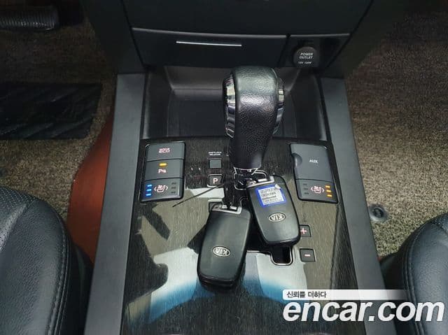 Kia Mohave 4WD KV300, 2014 9