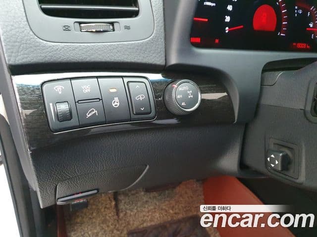 Kia Mohave 4WD KV300, 2014 13