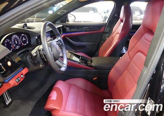 Porsche Panamera (976) 4.0 GTS, 2025 10