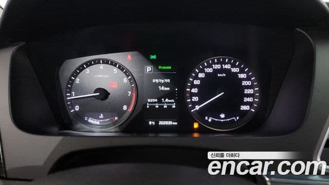 Hyundai LF Sonata Premium, 2016 8