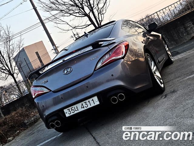 Hyundai Genesis купе 380 GT-RW, 2011 2