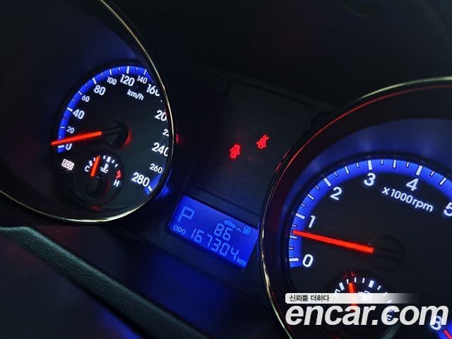 Hyundai Genesis купе 380 GT-RW, 2011 8