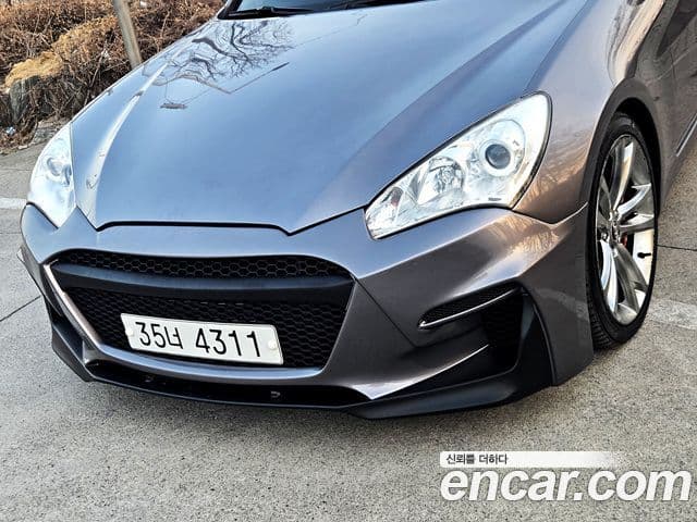 Hyundai Genesis купе 380 GT-RW, 2011 17