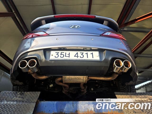 Hyundai Genesis купе 380 GT-RW, 2011 19