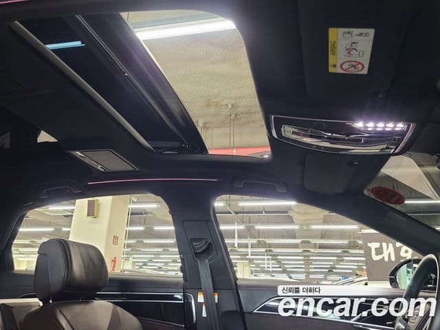 Audi A8 (D5) 55 TFSI Quattro LWB, 2021 12