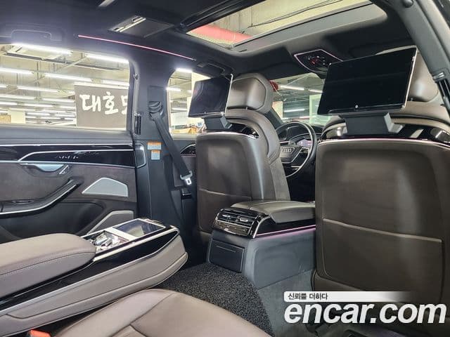 Audi A8 (D5) 55 TFSI Quattro LWB, 2021 18