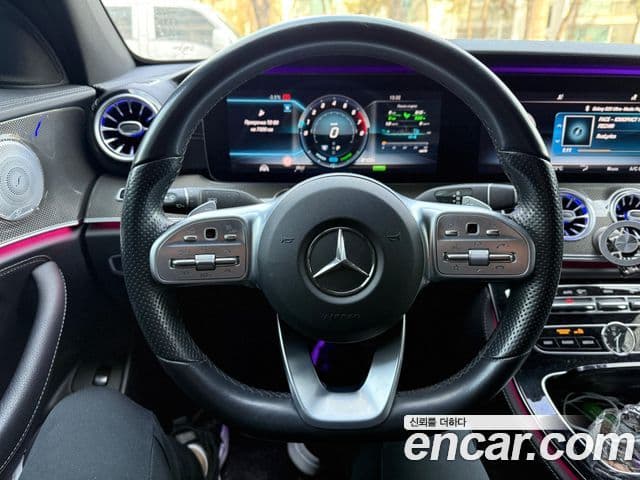 Mercedes-Benz E-класс W213 AMG Line, 2019 все фото