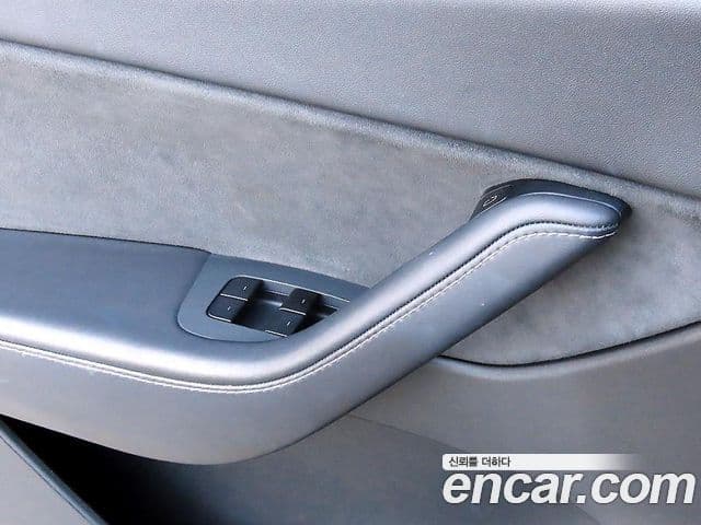 Tesla модель Y Long Range AWD, 2021 10