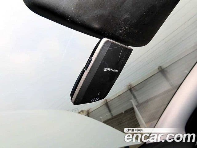 Tesla модель Y Standard Range, 2021 16