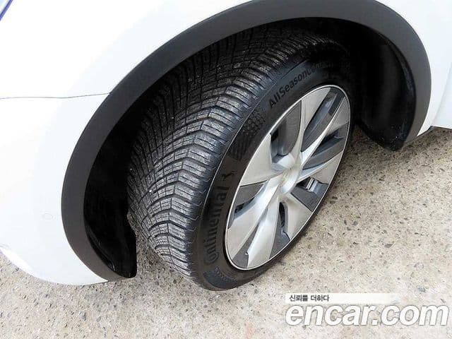 Tesla модель Y Standard Range, 2021 20