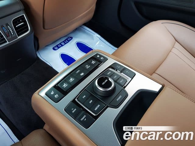 Genesis G80 Prestige, 2017 17