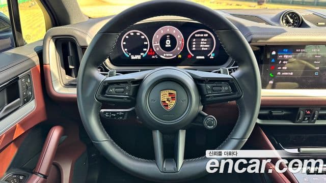 Porsche Cayenne (PO536), 2024 8