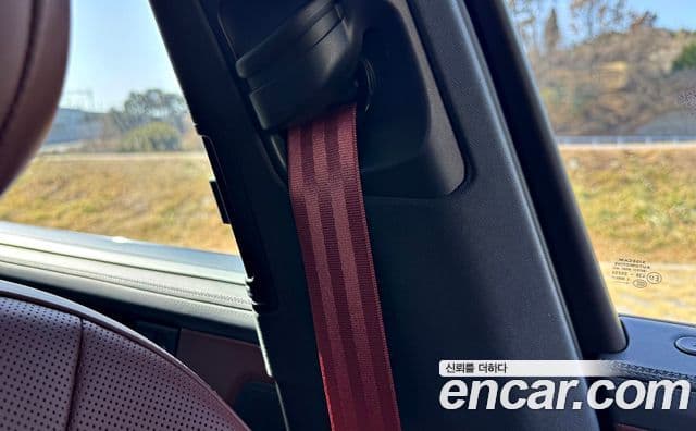 Porsche Cayenne (PO536), 2024 13