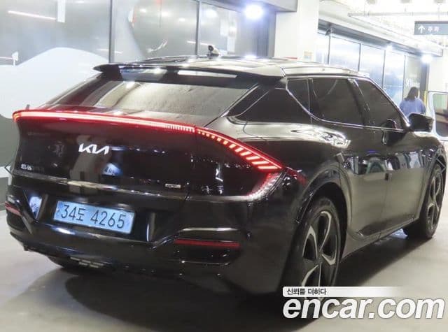 Kia EV6 GT Line, 2023 4