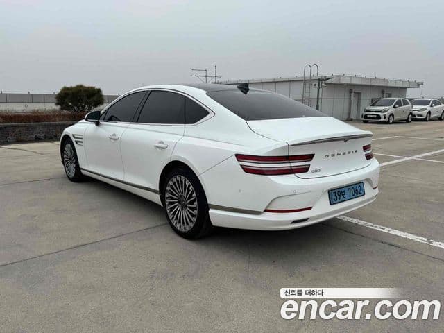 Genesis electrified G80 (RG3) e-AWD, 2022 2