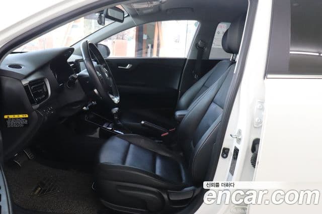 Kia Stonic Prestige, 2020 10