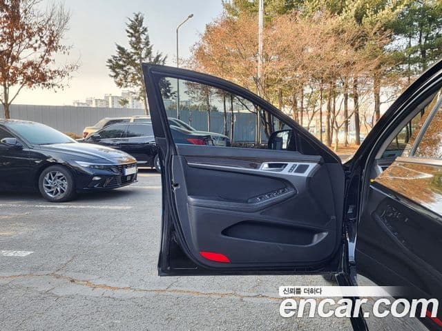 Genesis G80 Luxury, 2019 10