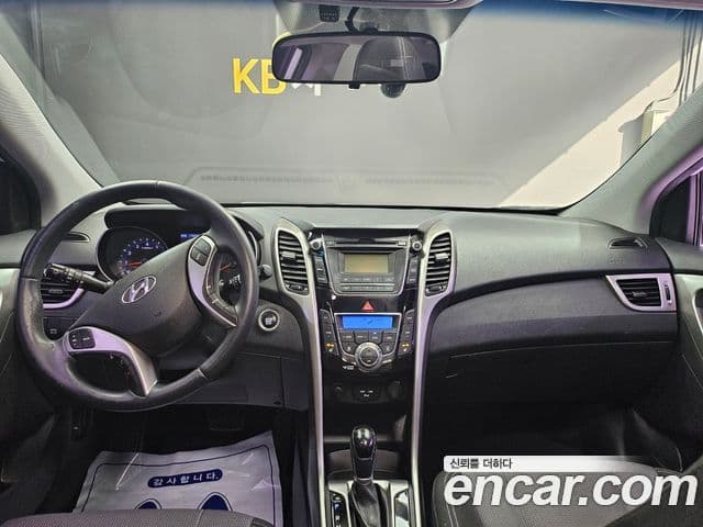 Hyundai i30(новый кузов / новое поколение) 1.6 GDI Unique, 2012 7