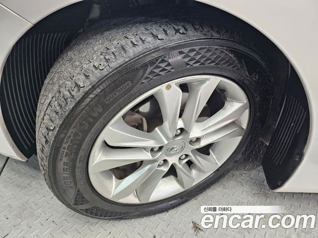 Hyundai i30(новый кузов / новое поколение) 1.6 GDI Unique, 2012 15