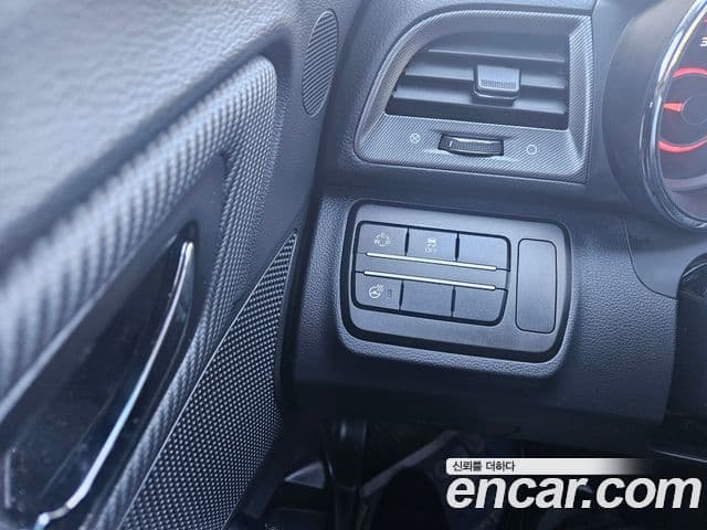 KG모빌리티(SsangYong) Tivoli дизель VX 2WD, 2017 9