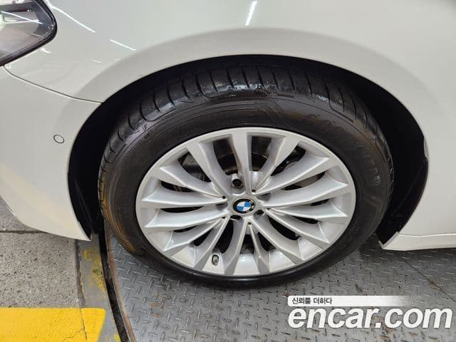 BMW 5시리즈 (G30) Luxury, 2022 все фото