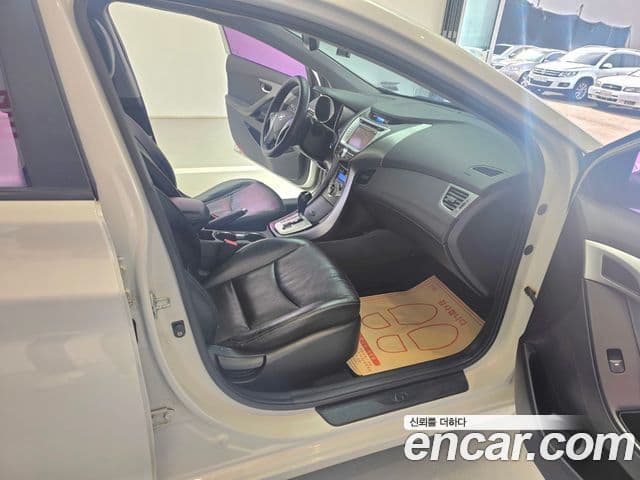 Hyundai Avante MD M16 GDI top, 2011 8