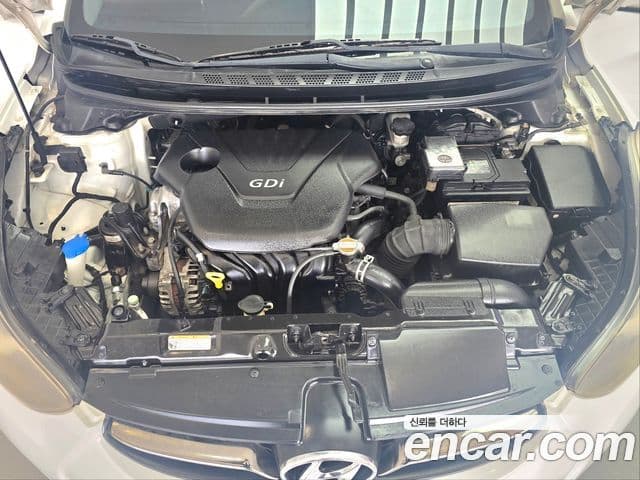 Hyundai Avante MD M16 GDI top, 2011 20