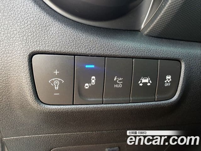 Hyundai Kona Iron Man Edition, 2019 14