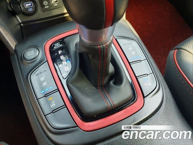 Hyundai Kona Iron Man Edition, 2019 18