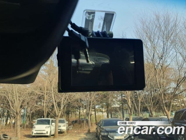 Hyundai Kona Iron Man Edition, 2019 19