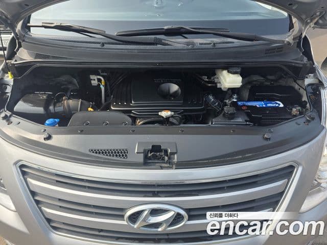 Hyundai Grand Starex Smart, 2017 16