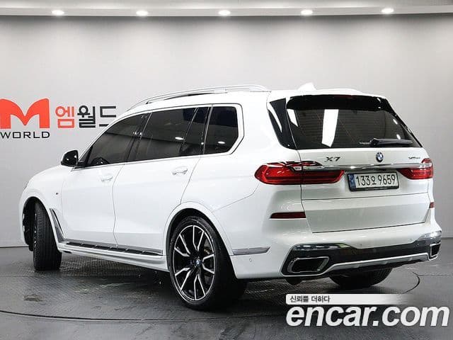 BMW X7 (G07) xDrive 40i M Sport 6인승, 2022 3