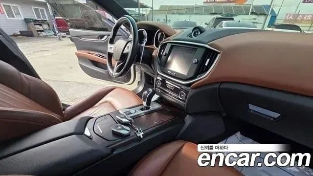 Maserati 기블리 3세대, 2016 9