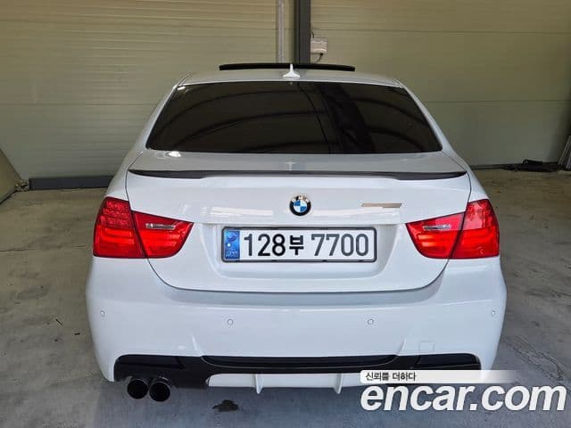 BMW 3시리즈 (E90) 320d седан чёрный And белый, 2011 все фото
