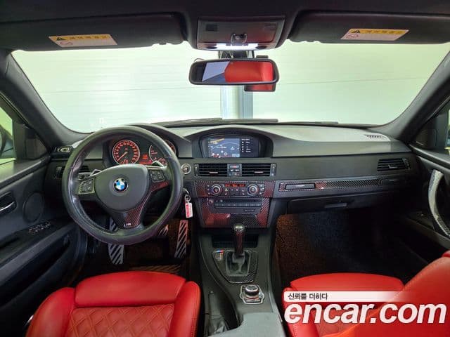 BMW 3시리즈 (E90) 320d седан чёрный And белый, 2011 7