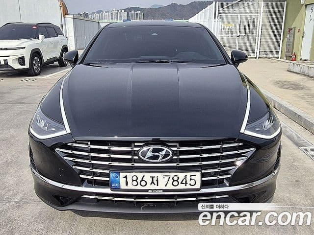 Hyundai Sonata гибрид (DN8) Premium Plus, 2022 1