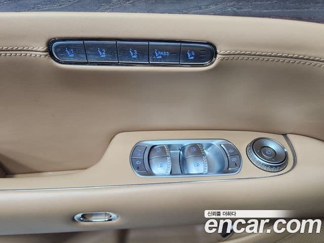 Genesis G90 (RS4) бензин 3.5 турбо AWD, 2023 10