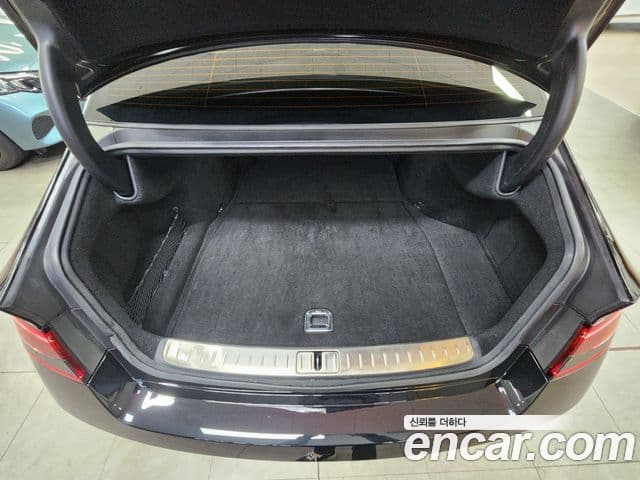 Genesis G90 (RS4) бензин 3.5 турбо AWD, 2023 18